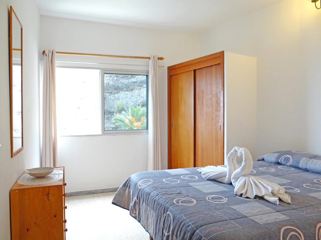 Apartamentos Dominguez Calera エクステリア 写真