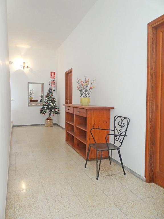 Apartamentos Dominguez Calera エクステリア 写真